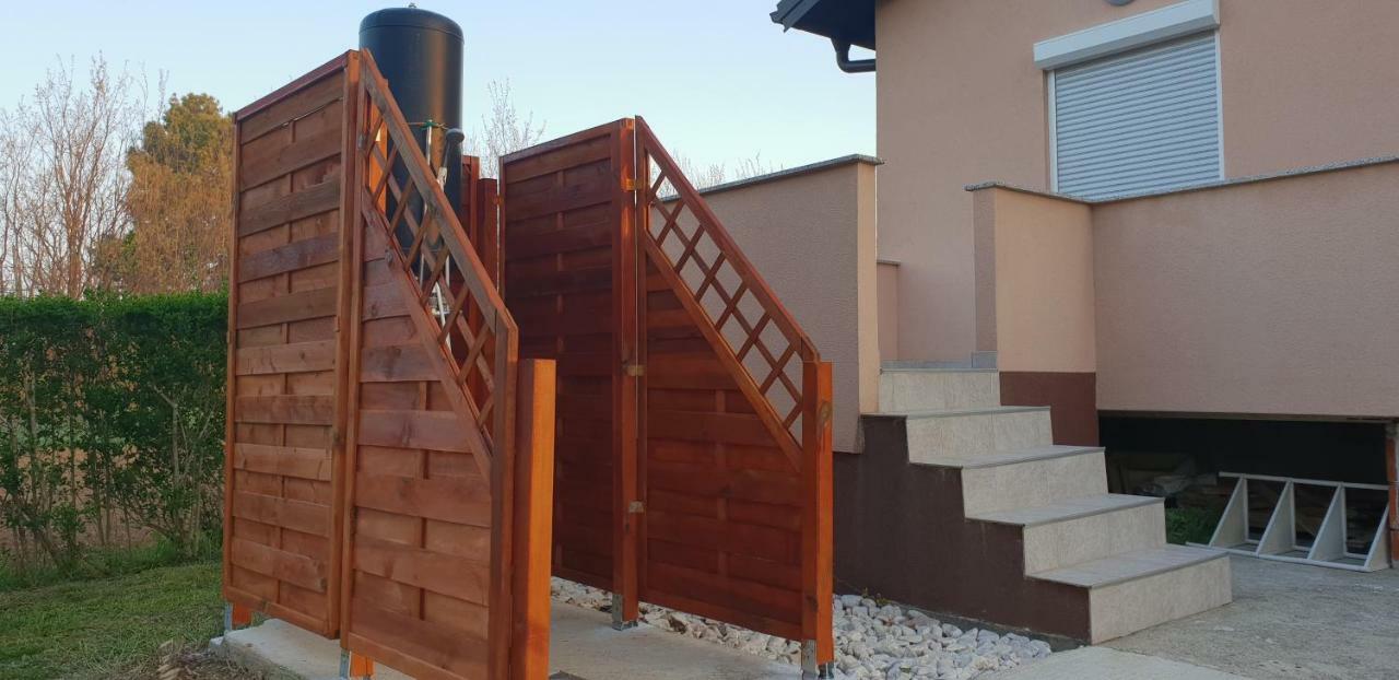 Holiday Home Begonja Privlaka  Esterno foto